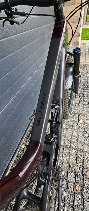 Used Trek Top Fuel 9.8 XT 2024 2024 Mountainbike, Light Gray, 29 — image 4 of 14