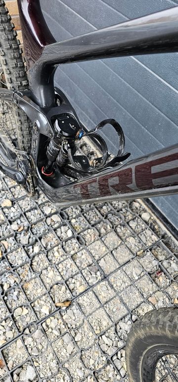 Used Trek Top Fuel 9.8 XT 2024 2024 Mountainbike, Light Gray, 29 — image 3 of 14