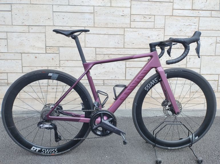 Used Canyon Ultimate CF SLX 8 Di2 2023 2023 Road & Gravel, Purple — image 1 of 10