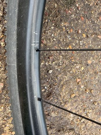 Used Giant Revolt, Advanced Pro 1 2021 2021 Road & Gravel, Purple — image 17 of 18