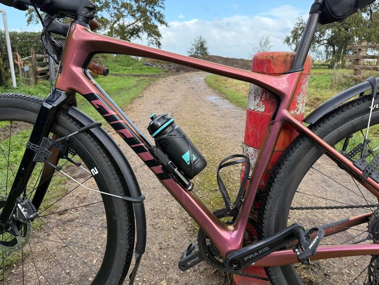 Used Giant Revolt, Advanced Pro 1 2021 2021 Road & Gravel, Purple — image 4 of 18