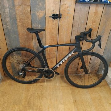 Used Trek Madone SL 6 AXS Gen 8 2024 Road & Gravel