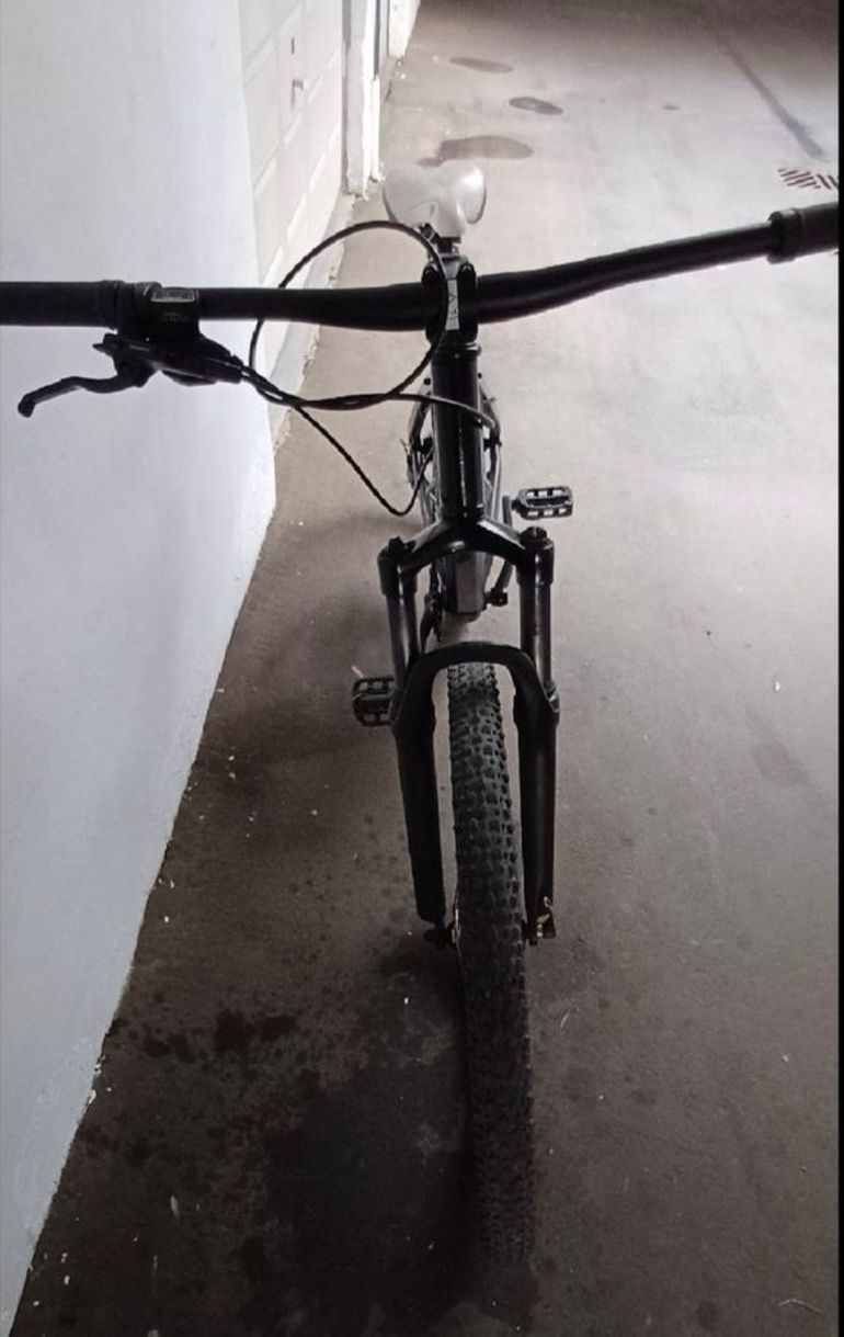 Used Scott Scale 2010 2010 Mountainbike, Black — image 8 of 9