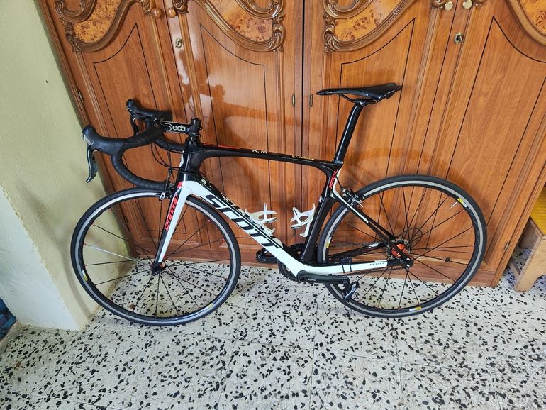 Used Scott Foil Shimano Dura Ace 2018 Road & Gravel, Black — image 1 of 3