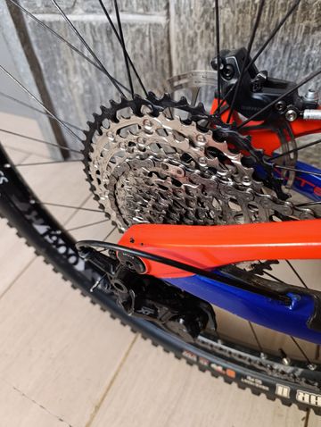 Used Intense Carbine 2019 Mountainbike, Orange — image 6 of 14