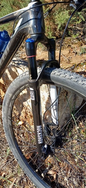 Used Specialized Stumpjumper Comp Carbon 29 2015 2015 Mountainbike, Black, 29 — image 7 of 8