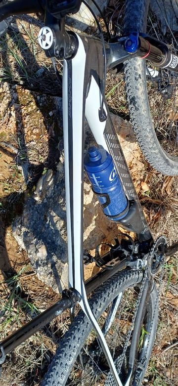 Used Specialized Stumpjumper Comp Carbon 29 2015 2015 Mountainbike, Black, 29 — image 5 of 8