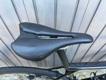 Used Canyon Ultimate CF SLX 8 Di2 2023 2023 Road & Gravel, Black — image 16 of 36