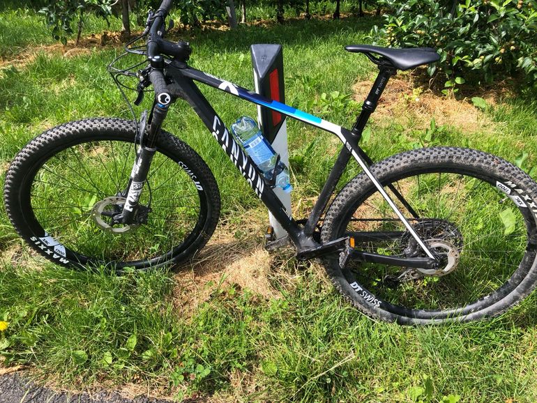Used Canyon Canyon Exceed CF SLX 82022 Team Alpecin Fenix 2022 Mountainbike, Blue — image 2 of 3