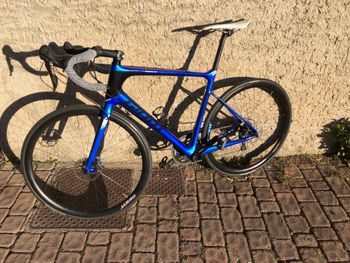 Used Giant Defy Advanced Pro 2 2016 2016 Road & Gravel, Blue — image 2 of 9