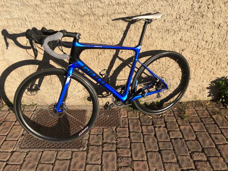 Used Giant Defy Advanced Pro 2 2016 2016 Road & Gravel, Blue — image 2 of 9
