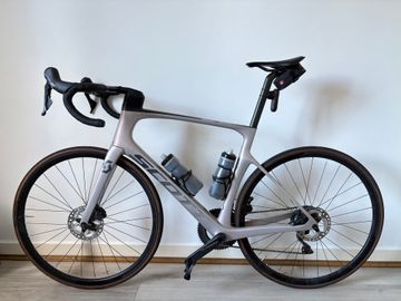 Used Scott Foil RC 30 2022 2022 Road & Gravel, Light Gray — image 1 of 3