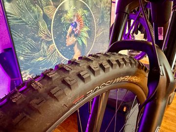 Used Trek Remedy 8 2022 Mountainbike, Black — image 12 of 17