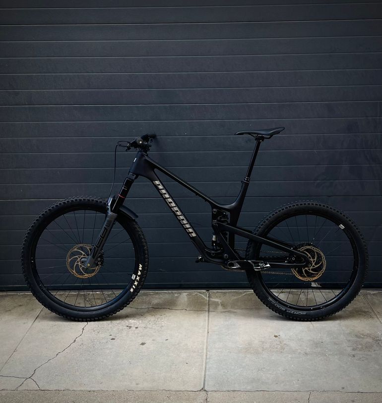 Used Propain Tyee Cf 6 Custom 2023 Mountainbike, Black — image 2 of 18