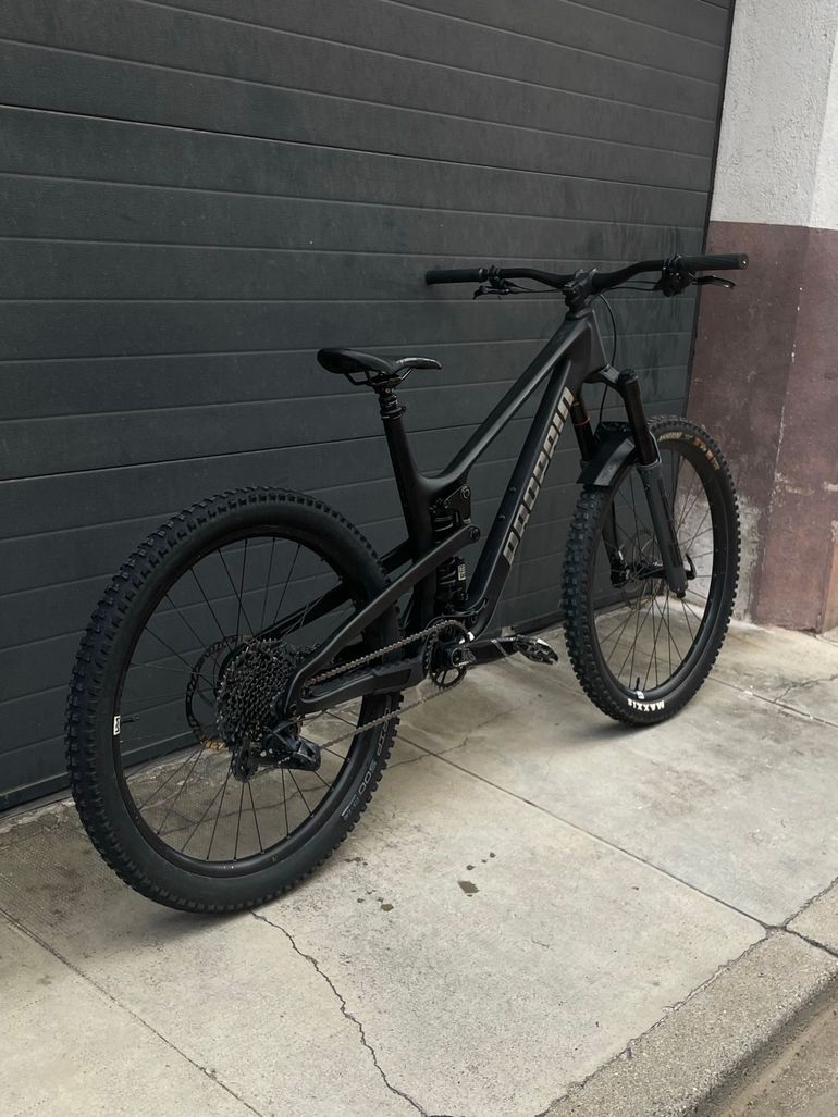 Used Propain Tyee Cf 6 Custom 2023 Mountainbike, Black — image 6 of 18