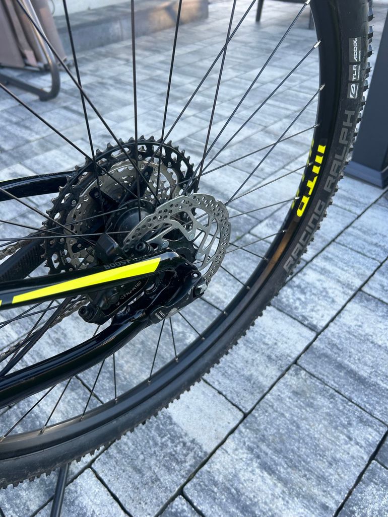 Used Kross EARTH 3.0 2022 Mountainbike, Black — image 11 of 12