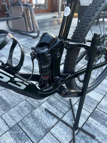 Used Kross EARTH 3.0 2022 Mountainbike, Black — image 12 of 12