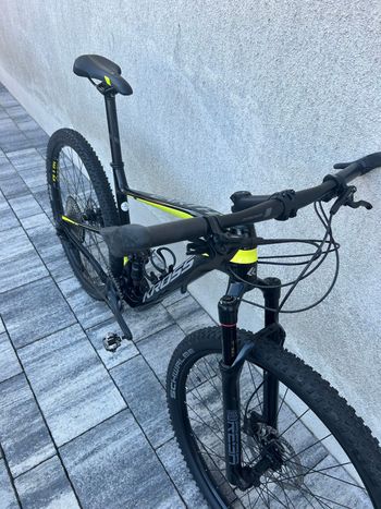 Used Kross EARTH 3.0 2022 Mountainbike, Black — image 2 of 12