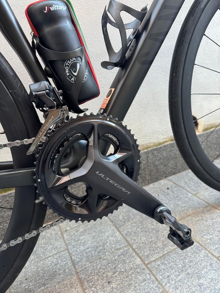 Used Canyon Ultimate Shimano Ultegra Di2 2021 Road & Gravel, Black — image 2 of 4