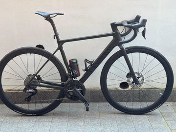 Used Canyon Ultimate Shimano Ultegra Di2 2021 Road & Gravel, Black — image 4 of 4