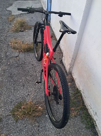 Used Orbea Oiz SRAM X01 Eagle AXS 2022 Mountainbike, Red — image 3 of 3