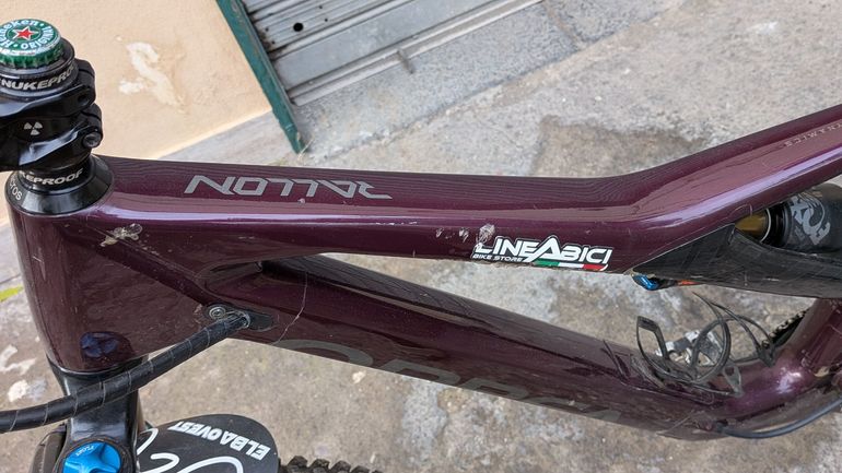 Used Orbea RALLON M20 2023 Frameset 2023 Mountainbike, Purple, 29 — image 5 of 12