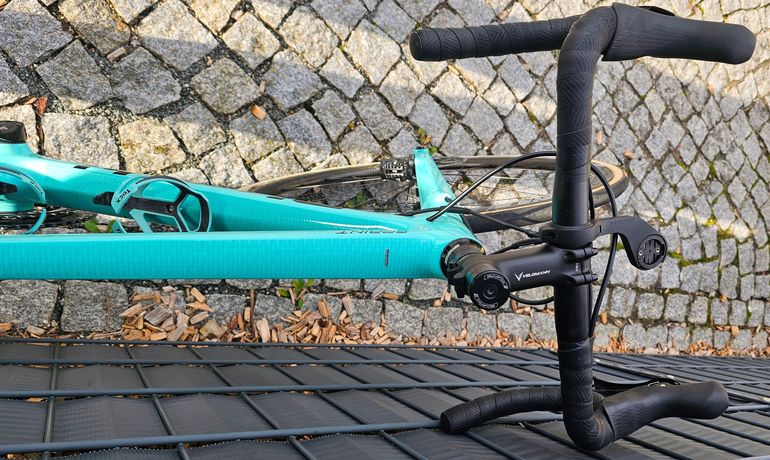 Used Bianchi Sprint 2023 Disc 105 2023 Road & Gravel, Green — image 9 of 9