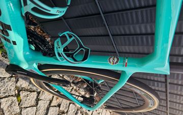 Used Bianchi Sprint 2023 Disc 105 2023 Road & Gravel, Green — image 7 of 9