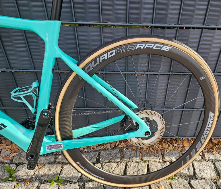 Used Bianchi Sprint 2023 Disc 105 2023 Road & Gravel, Green — image 4 of 9