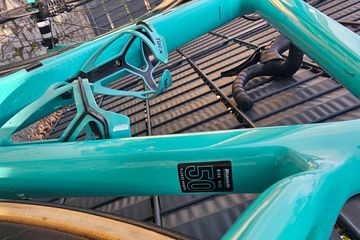 Used Bianchi Sprint 2023 Disc 105 2023 Road & Gravel, Green — image 8 of 9