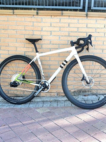 Used Specialized Crux Pro 2024 2024 Road & Gravel, White — image 1 of 9