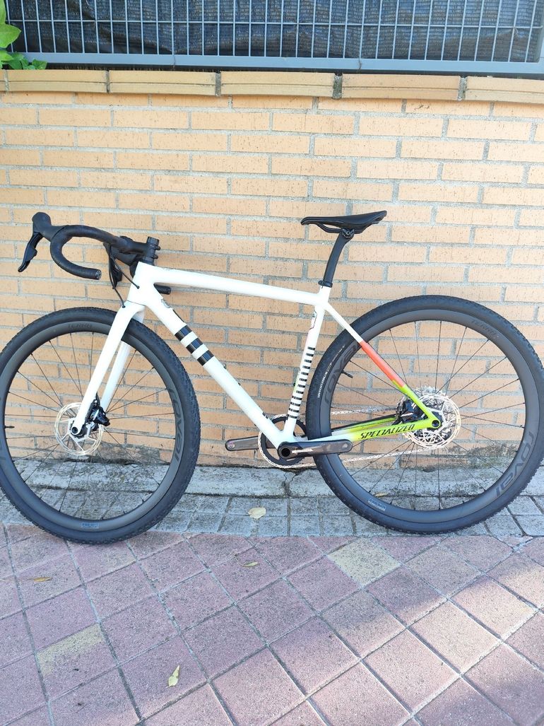 Used Specialized Crux Pro 2024 2024 Road & Gravel, White — image 2 of 9
