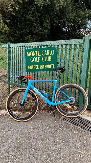 Used BMC Teammachine SLR01 LTD 2023 2023 Road & Gravel, Blue — image 2 of 10
