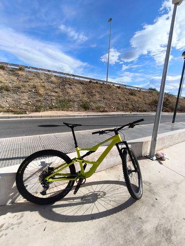 Used Orbea OCCAM SL H20 2025 2025 Mountainbike, Orange, 29 — image 1 of 10
