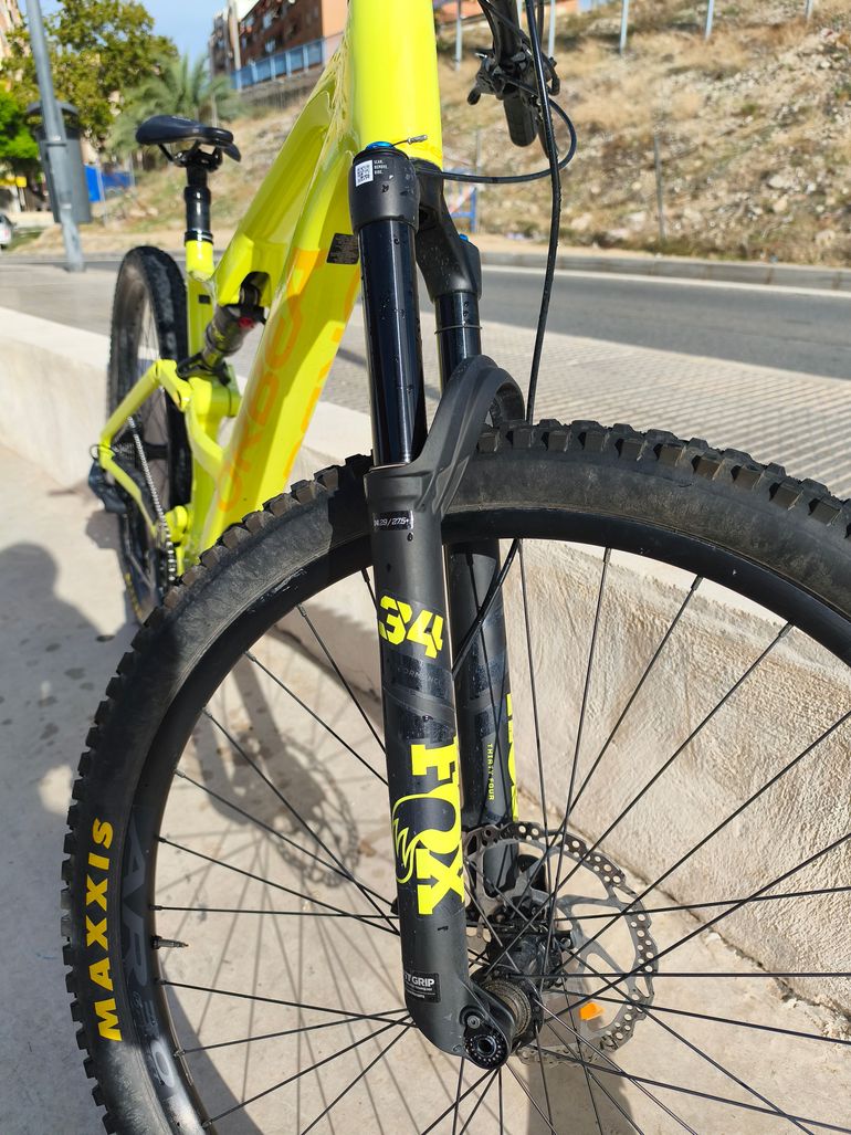 Used Orbea OCCAM SL H20 2025 2025 Mountainbike, Orange, 29 — image 5 of 10