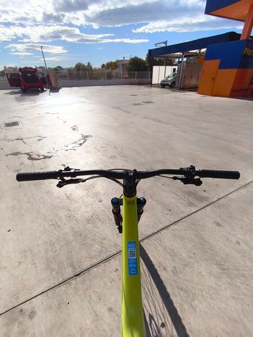 Used Orbea OCCAM SL H20 2025 2025 Mountainbike, Orange, 29 — image 7 of 10