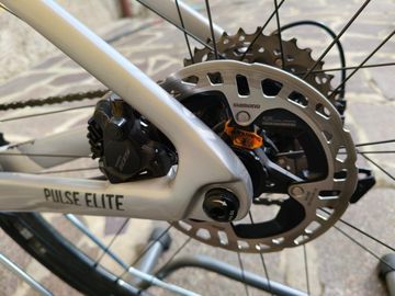 Used Megamo PULSE ELITE 20 2024 Road & Gravel, White — image 6 of 12