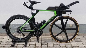 Used Canyon Speedmax CF SLX 2016 2016 Road & Gravel, Black — image 2 of 14