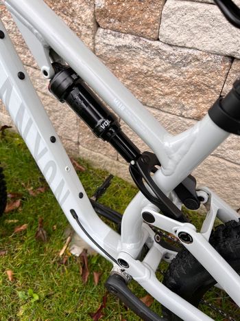 Used Canyon Neuron 6 2022 2022 Mountainbike, Light Gray, 27.5, 29 — image 6 of 10