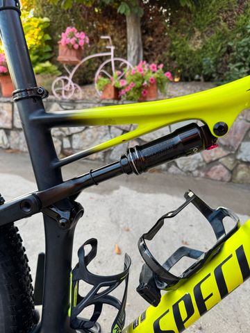 Used Specialized Men's Epic Comp Carbon 2018 2018 Mountainbike, Green, 29 — image 3 of 4