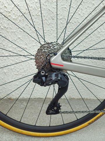 Used BMC Teammachine SLR FIVE 2023 2023 Road & Gravel, Light Gray — image 4 of 8