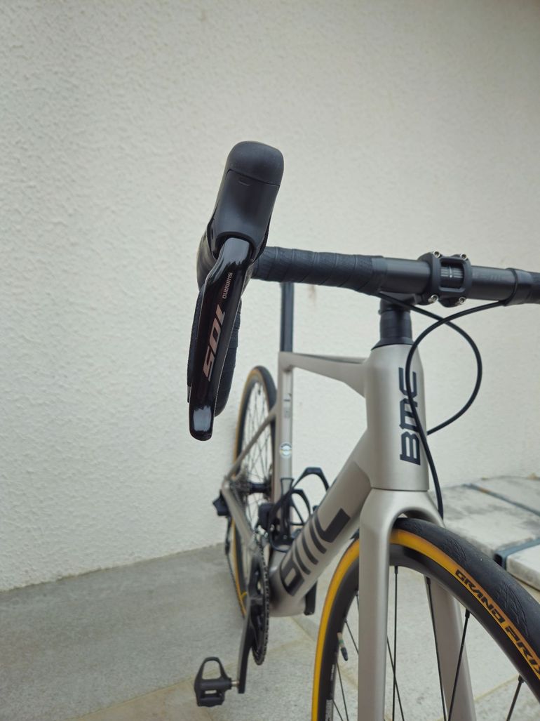 Used BMC Teammachine SLR FIVE 2023 2023 Road & Gravel, Light Gray — image 6 of 8