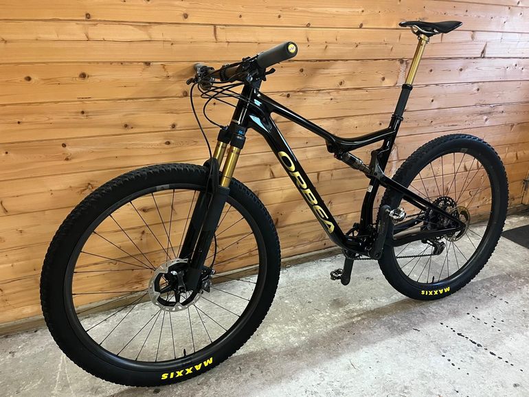 Used Orbea Oiz Shimano XTR 2022 Mountainbike, Black — image 2 of 9