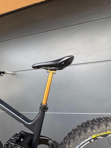 Used RAAW Madonna V2 2020 Mountainbike, Black — image 8 of 12