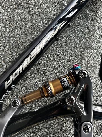 Merida ONE-Twenty 9000 RC 2020 Mountainbike usato, Nero — immagine 3 di 6