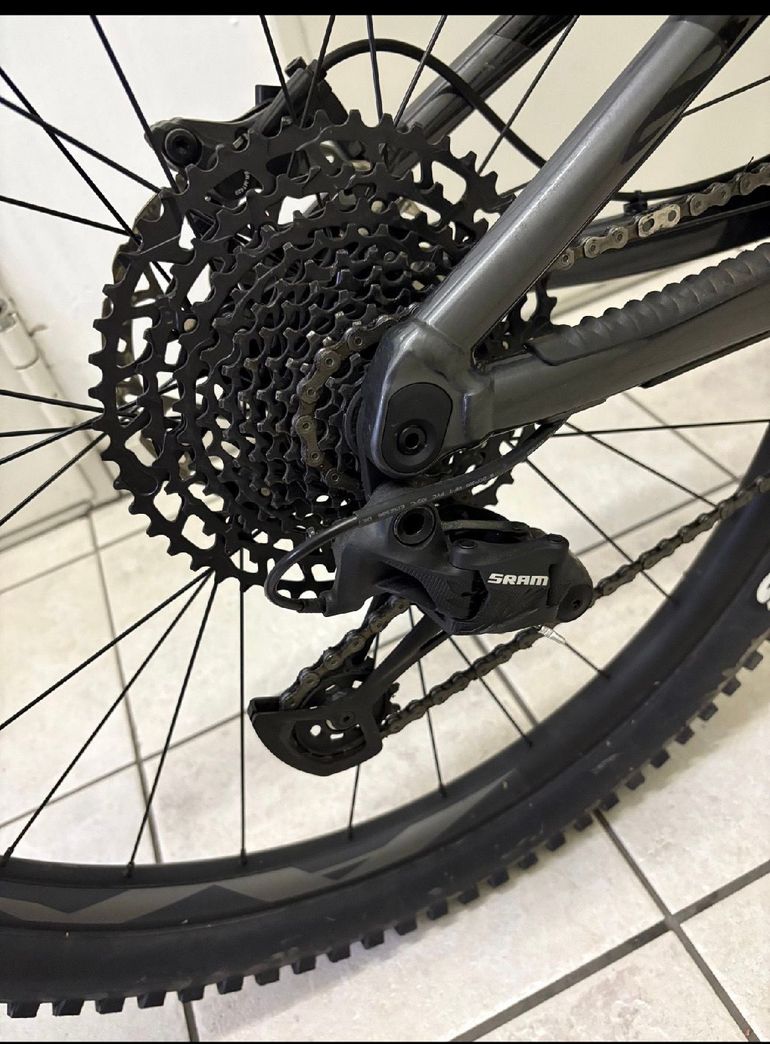 Used Giant Trance 29 3 2021 2021 Mountainbike, Black, 29 — image 2 of 13
