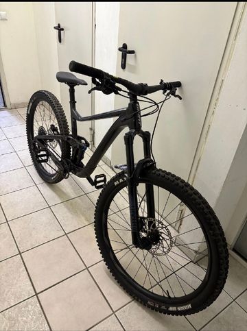 Used Giant Trance 29 3 2021 2021 Mountainbike, Black, 29 — image 3 of 13