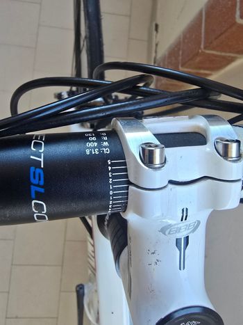 Used Giant Defy Composite 1 2014 2014 Road & Gravel, White — image 11 of 13