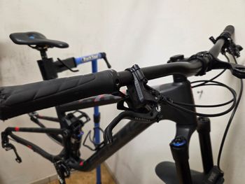 Used Focus Jam SRAM X01 Eagle 2017 Mountainbike, Black — image 7 of 13