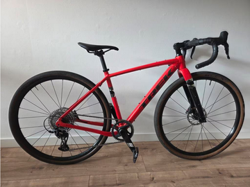 Used Trek Checkpoint ALR 5 Lava 2024 Road & Gravel